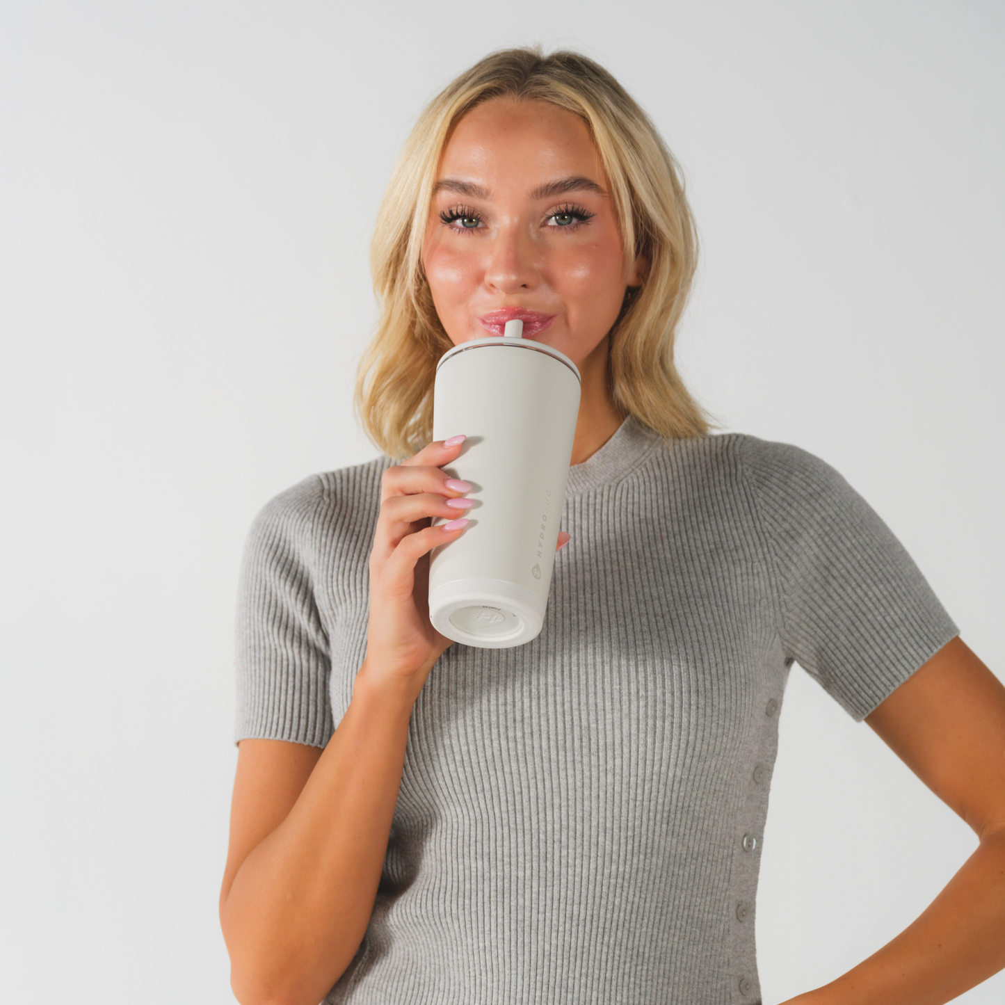linen-j6 EverydayTumbler20oz.-Linen-WPI-1_1.png