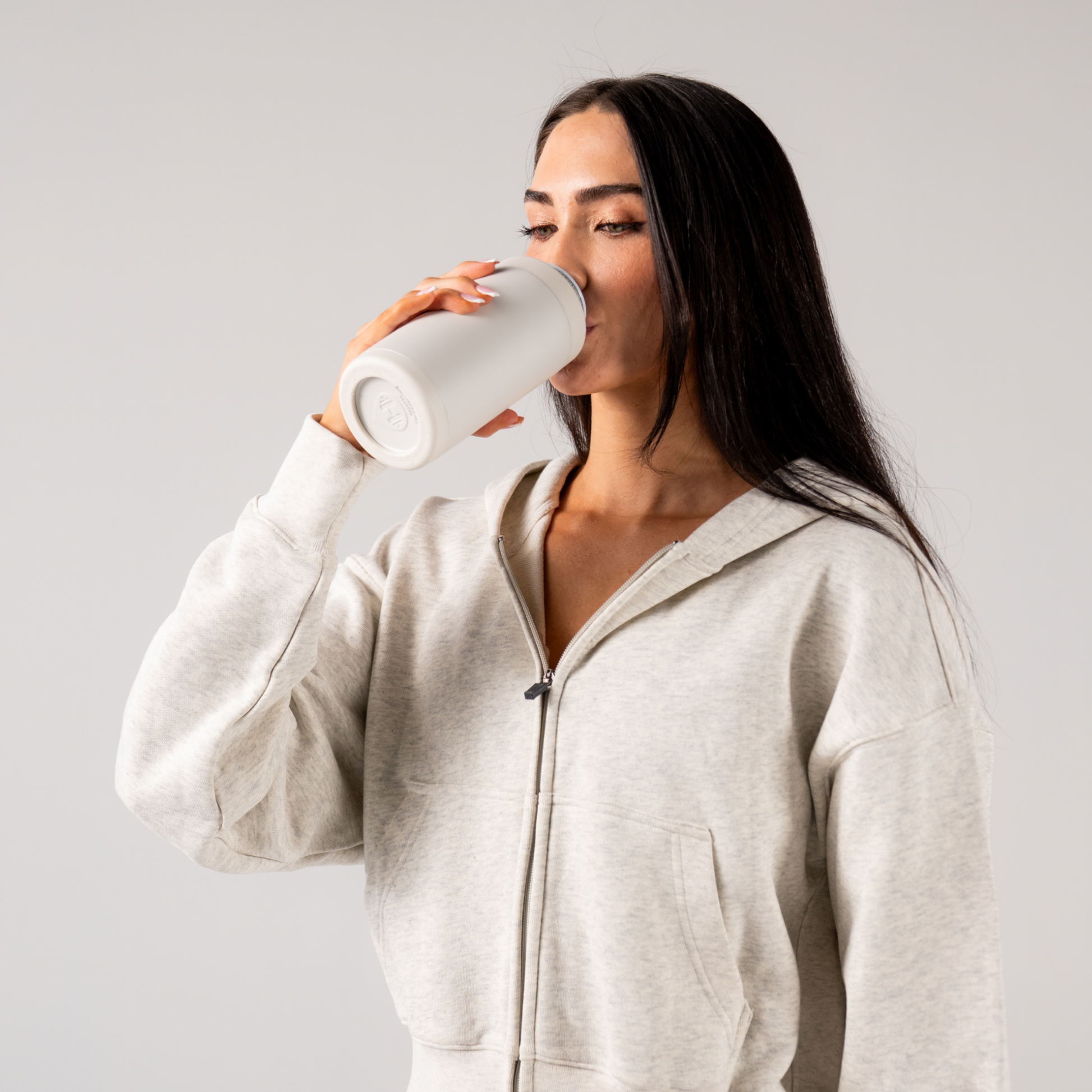 linen-q3 16ozCan-Linen-WPI-7.png